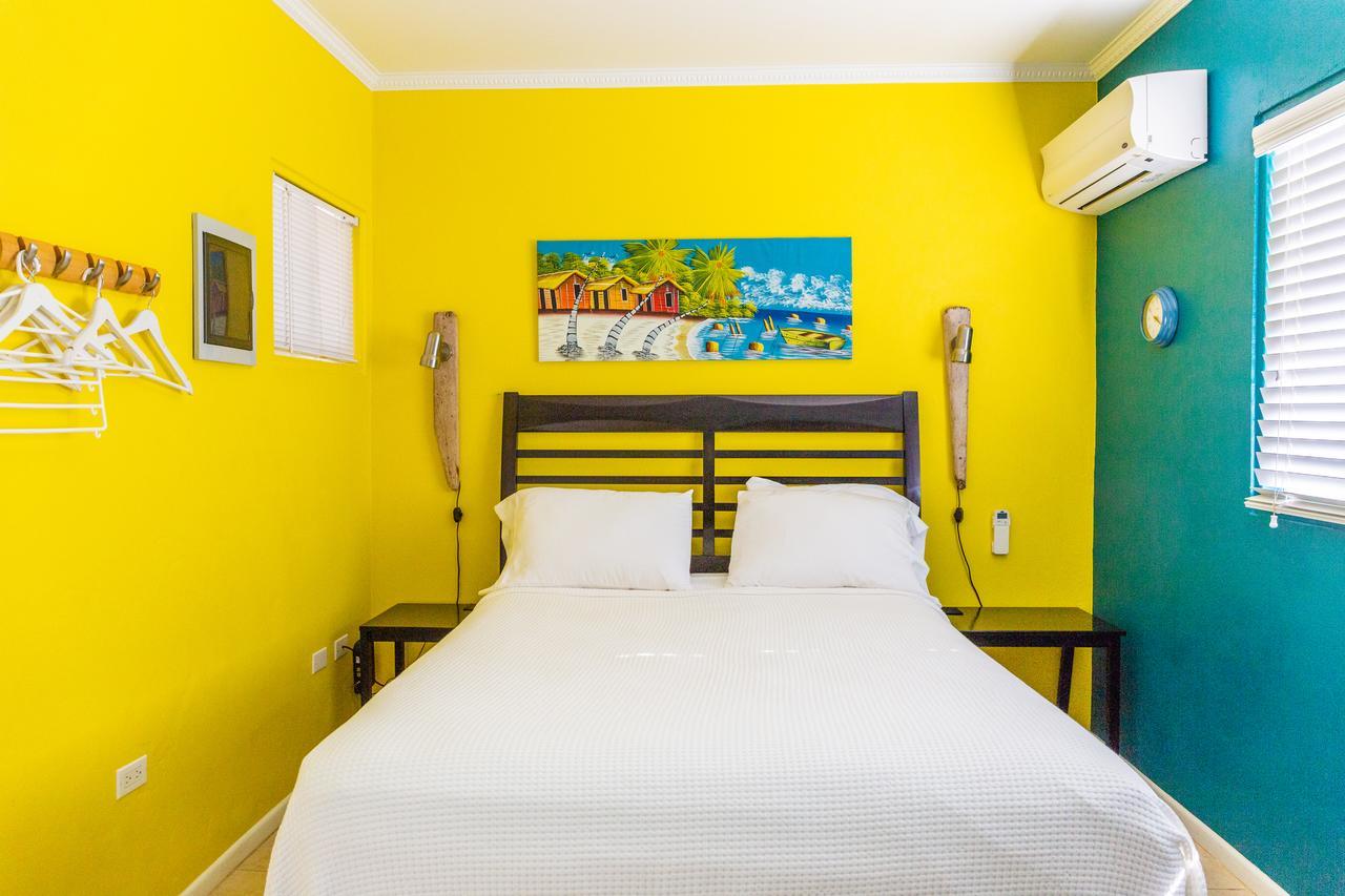 Little Paradise Aruba Vacation Apartments Палм Бич Экстерьер фото