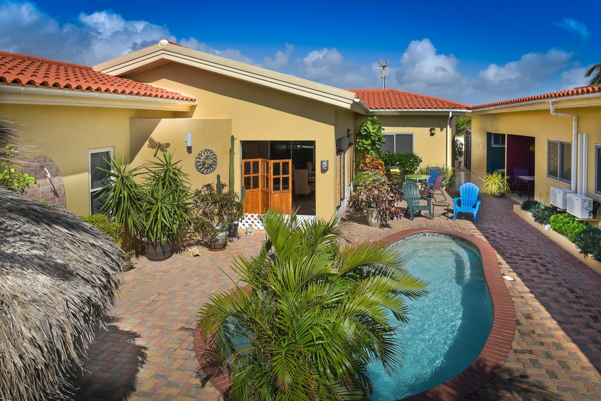 Little Paradise Aruba Vacation Apartments Палм Бич Экстерьер фото