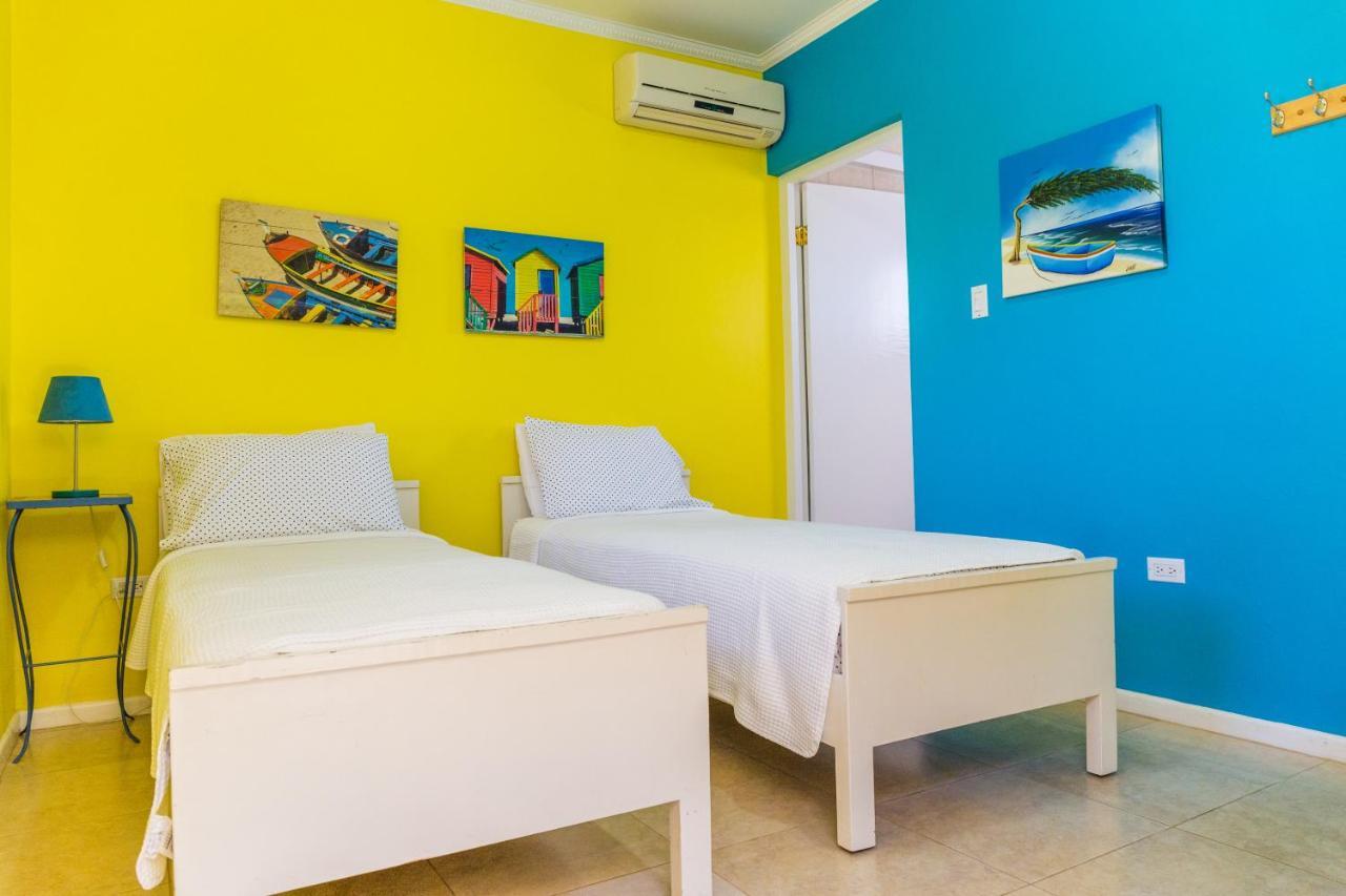 Little Paradise Aruba Vacation Apartments Палм Бич Экстерьер фото